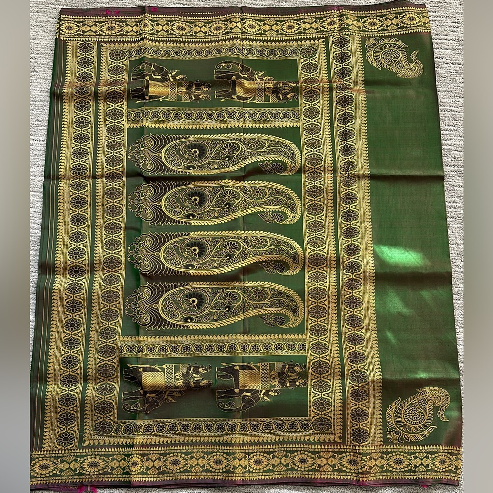 Handmade pure silk mark certified Baluchari saree from Kolkata, India.